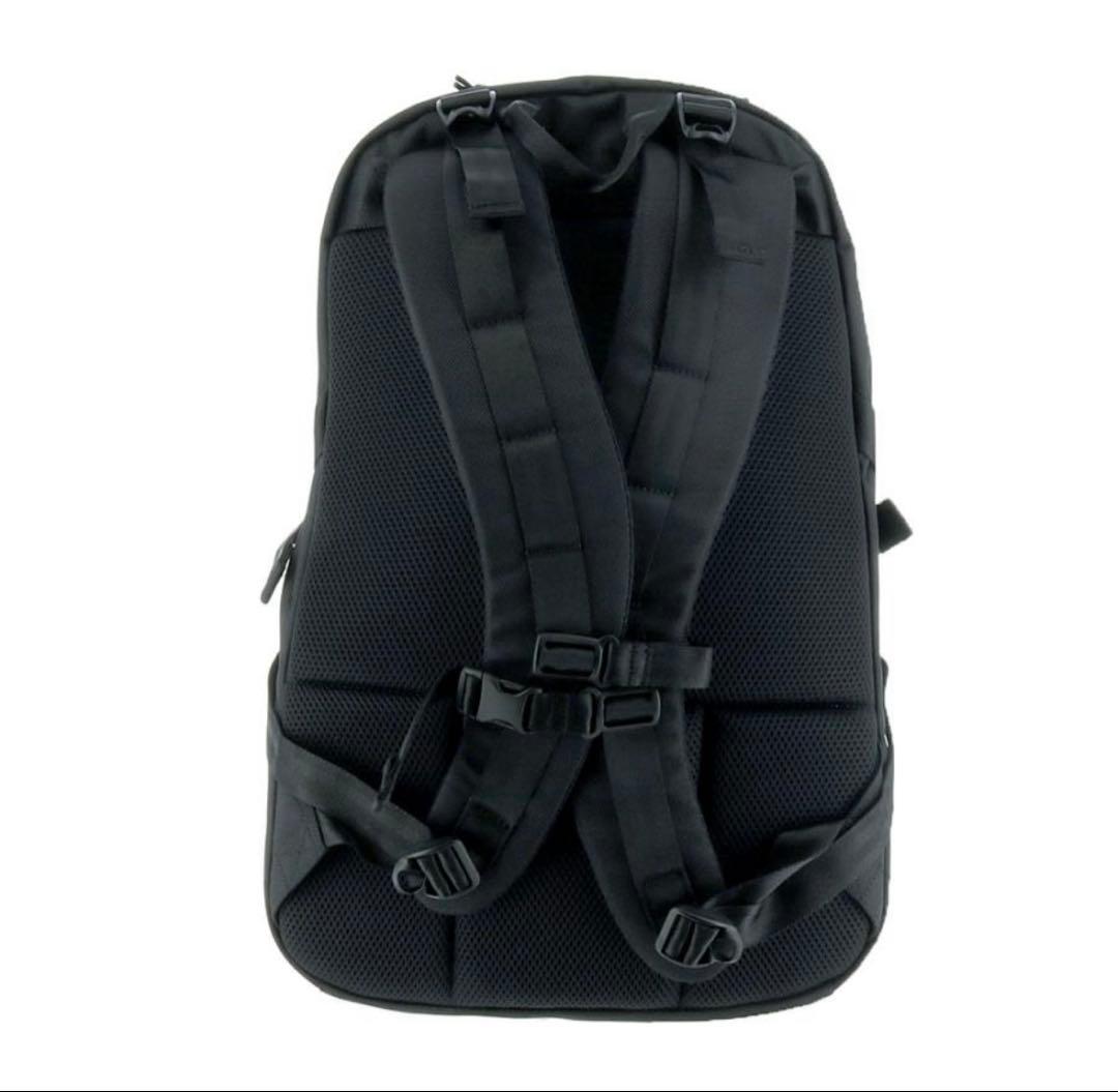 NEWERA リュックサック　33L