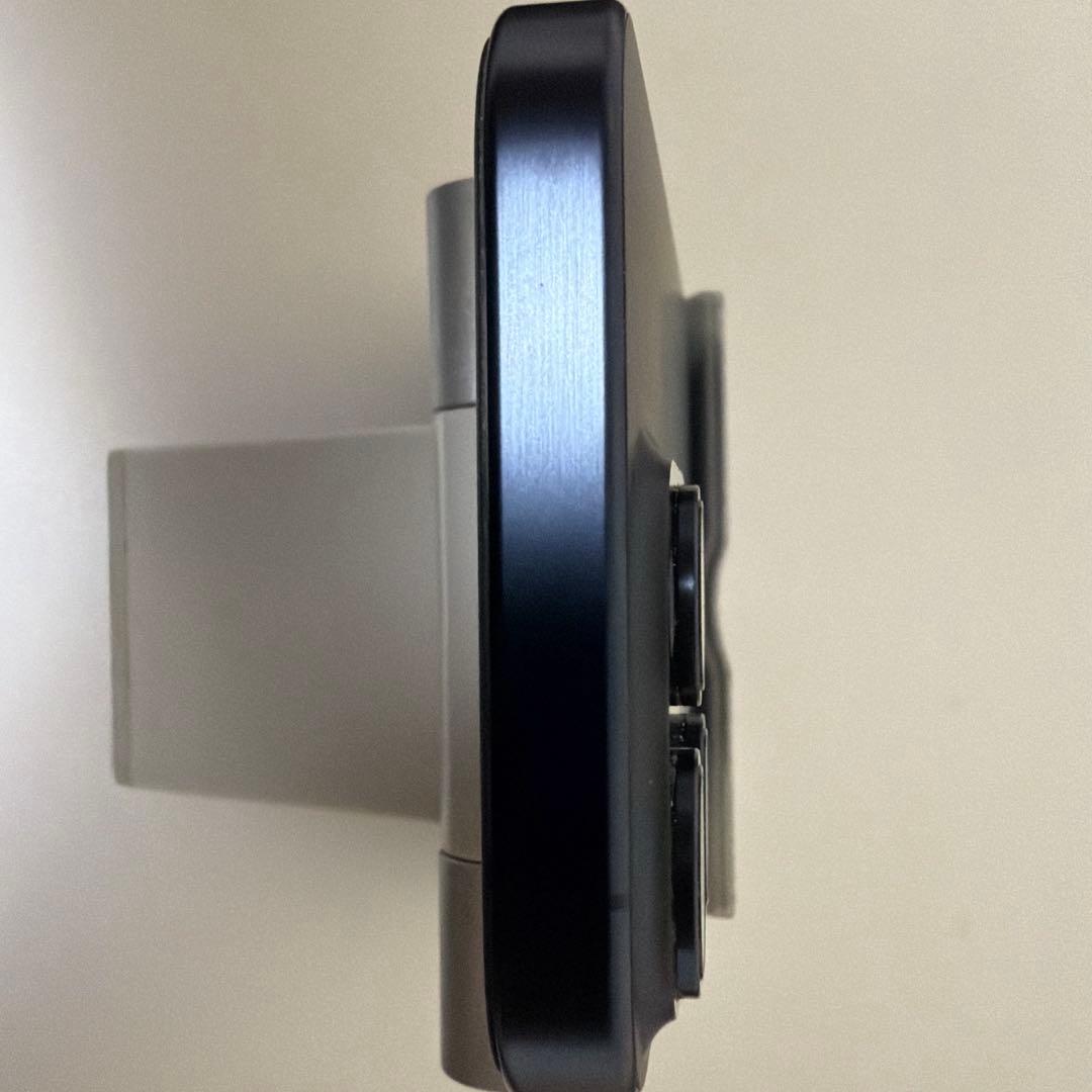 携帯電話本体 iPhone 15 pro 128GB