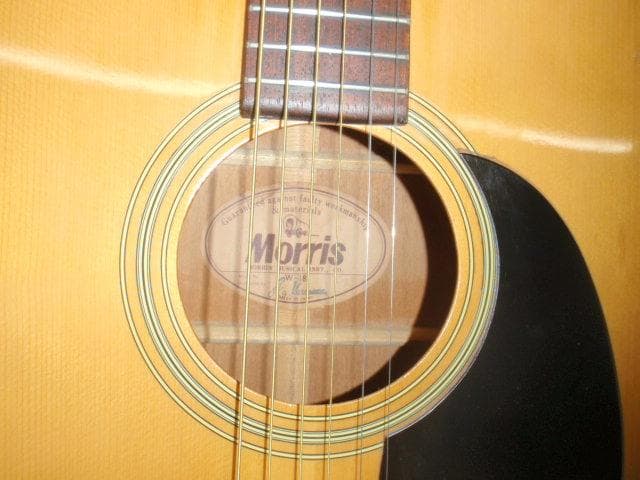 Morris アコースティックギター　Ｗ-18　程度良い　音も良い