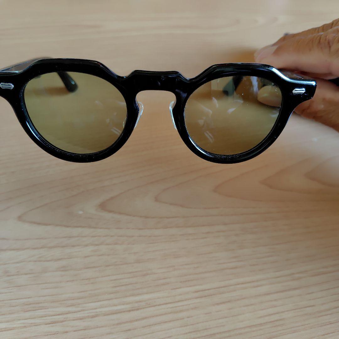 金子眼鏡 ブラックラウンドサングラス