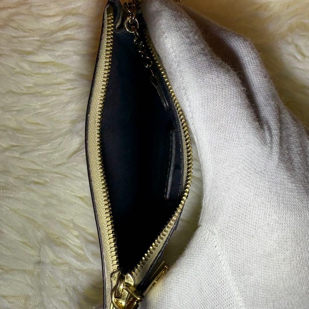 美品 FENDI FF ダイヤモンド フラグメントケース カード ホルダー