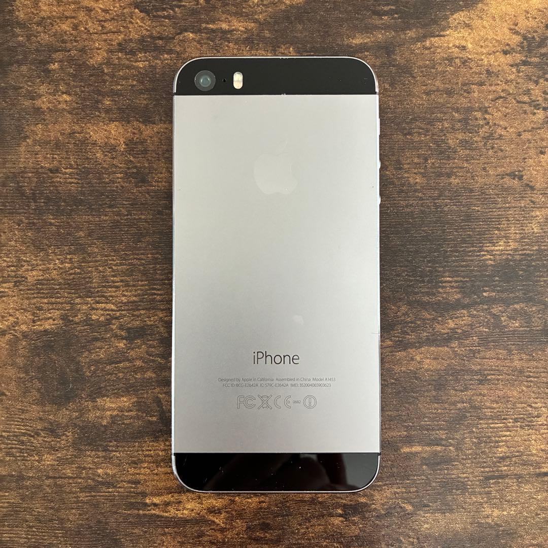 Apple iPhone 5s 16GB スペースグレイ①
