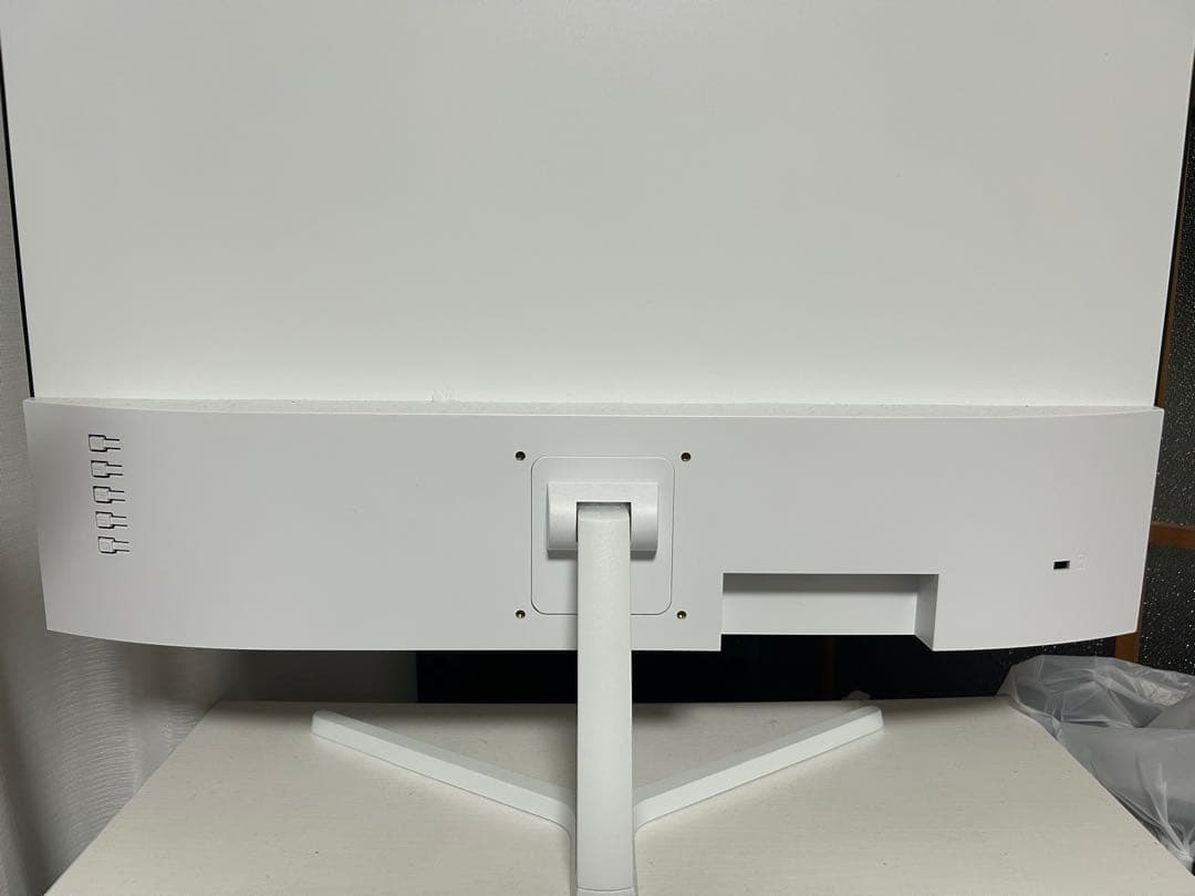 Gatsu ゲーミングモニター