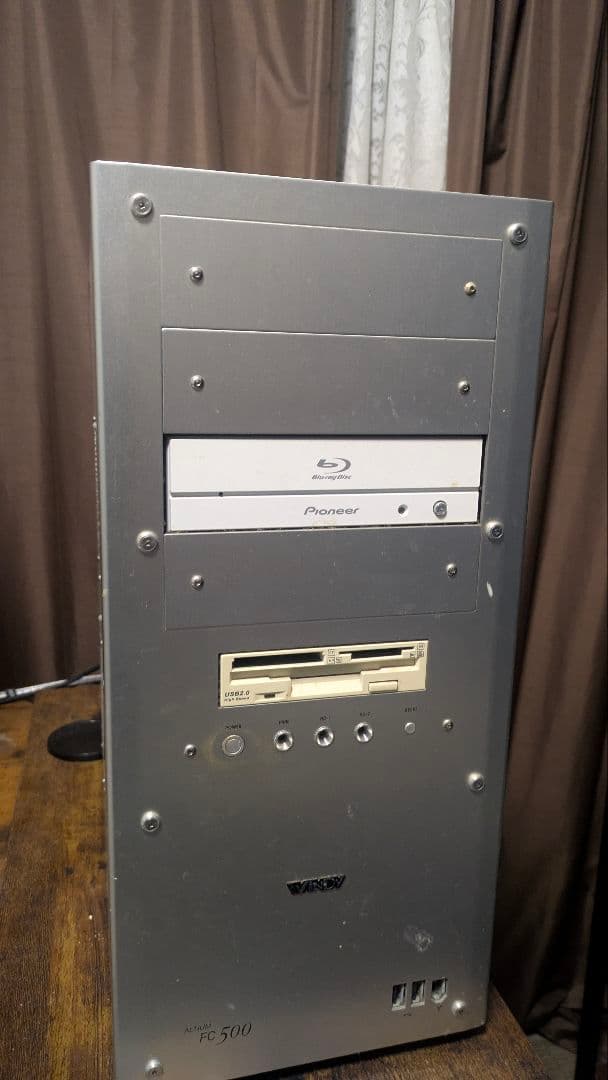 PC-570 シルバー デスクトップPC
