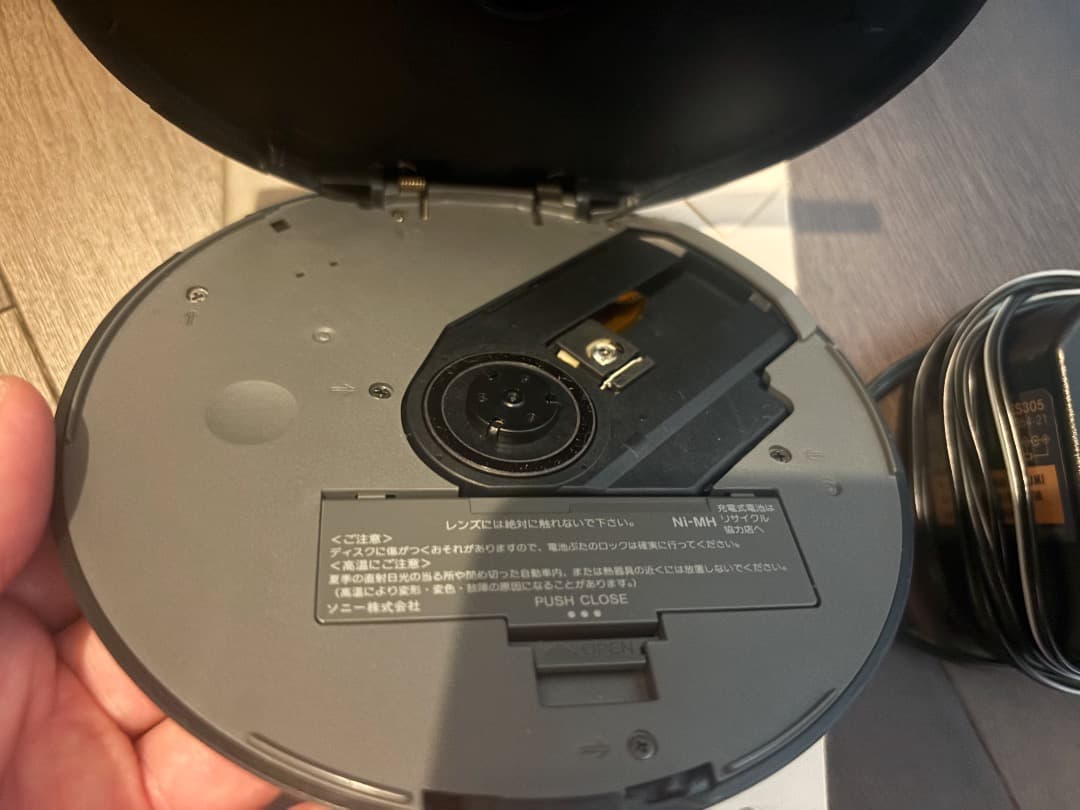 SONY WALKMAN ポータブルCDプレーヤー D-NE830