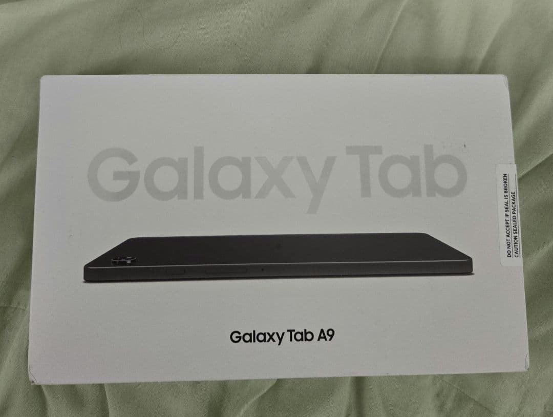 新品未開封　Samsung Galaxy Tab A9 グレー　②