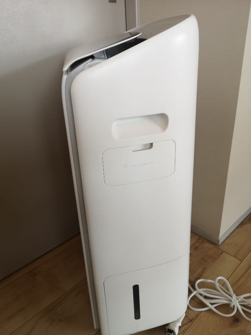 SHARP ハイブリッド除湿機 衣類乾燥 プラズマクラスターCV-NH140