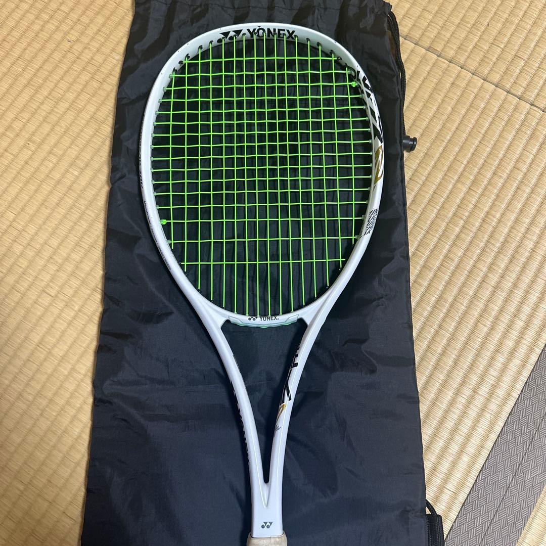 ソフトテニス　ジオブレイク70V ヨネックス