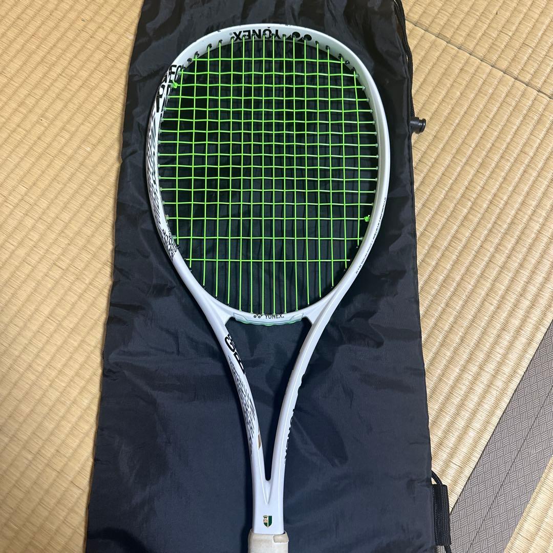 ソフトテニス　ジオブレイク70V ヨネックス