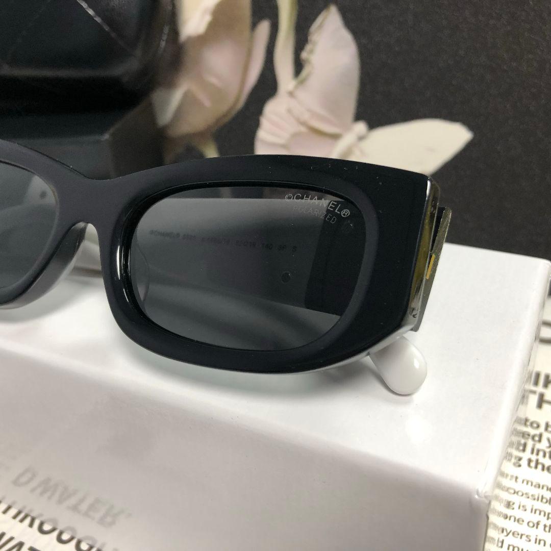 CHANEL ココマーク バイカラー サングラス ブラック×ホワイト