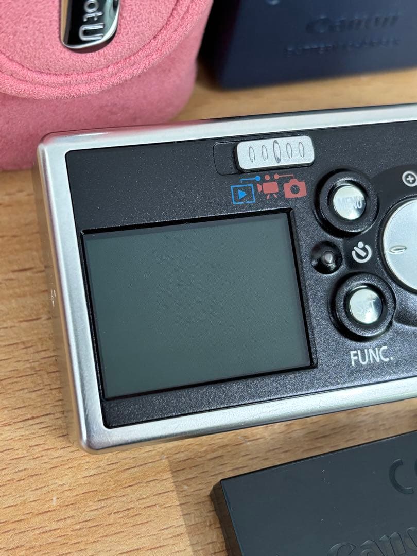 ◆超コンパクトなデジタルカメラ◆キャノン◆IXY DIGITAL L◆