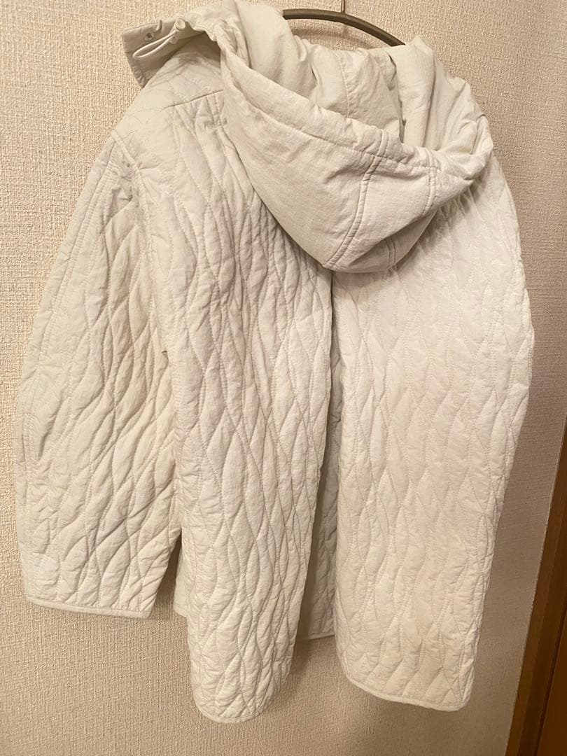 アダムエロペ　フーディキルティングブルゾン　ホワイト　3way 春アウター