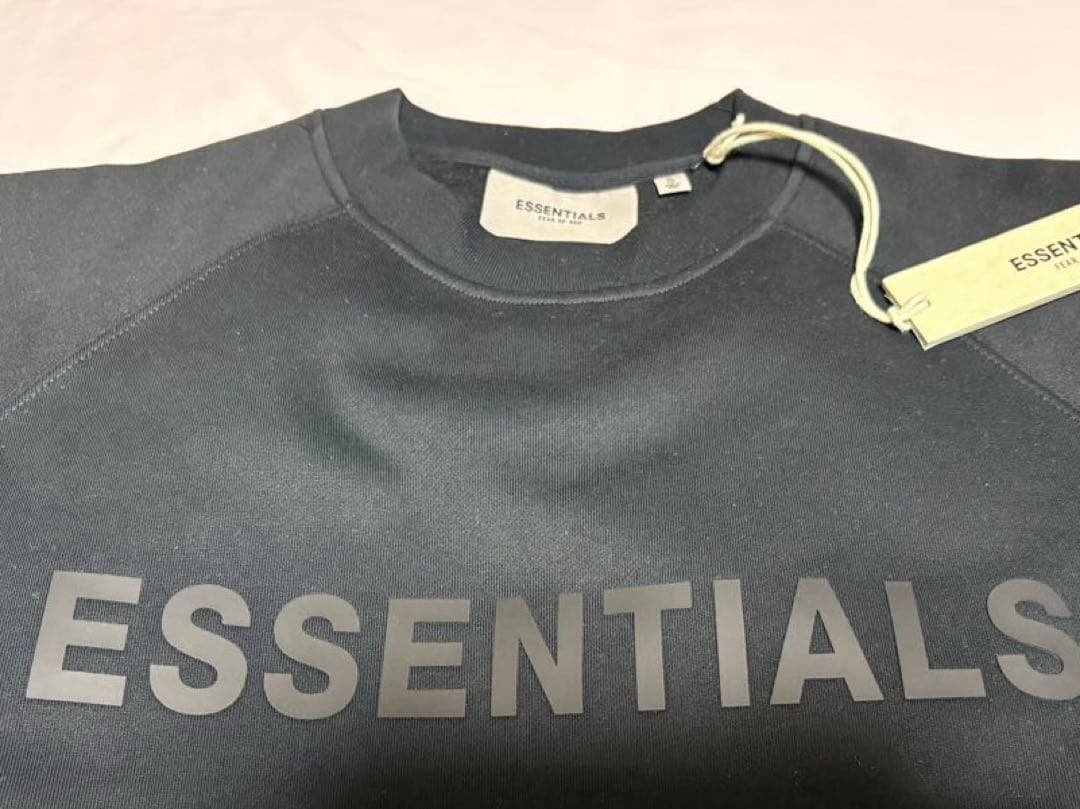 ESSENTIALS ブラック スウェット