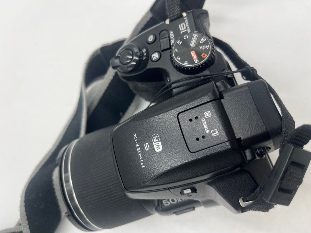 FUJIFILM FinePix S9900W デジカメ