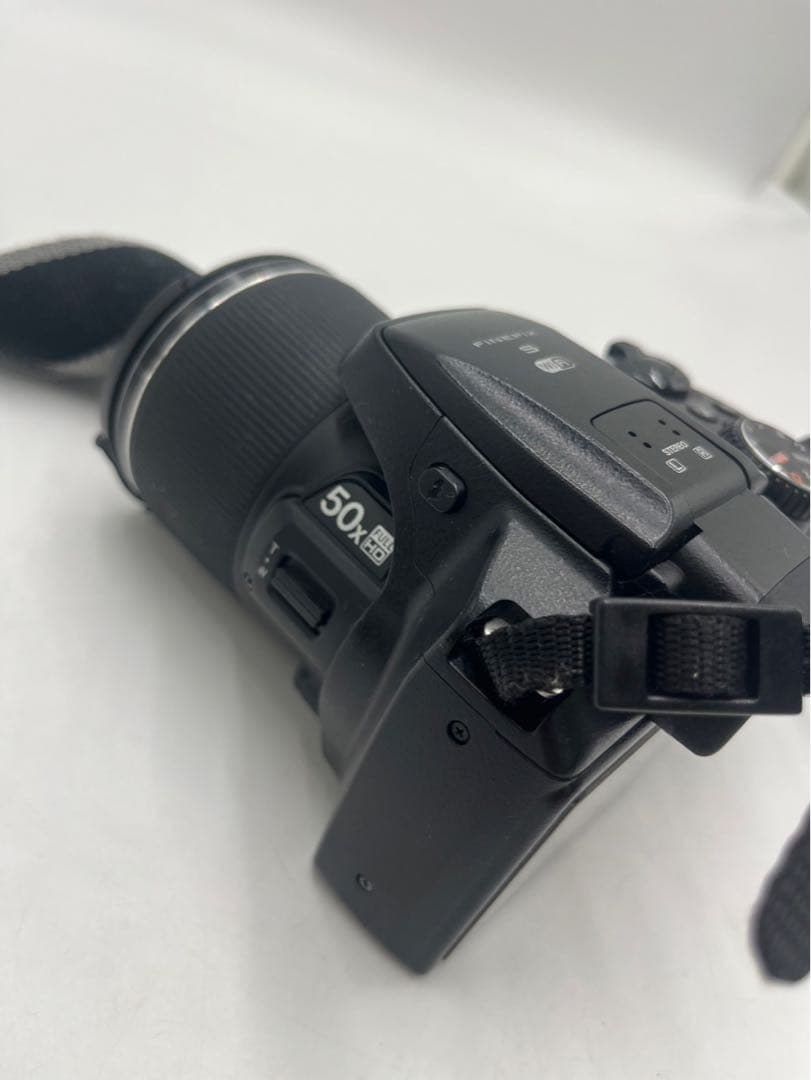 FUJIFILM FinePix S9900W デジカメ