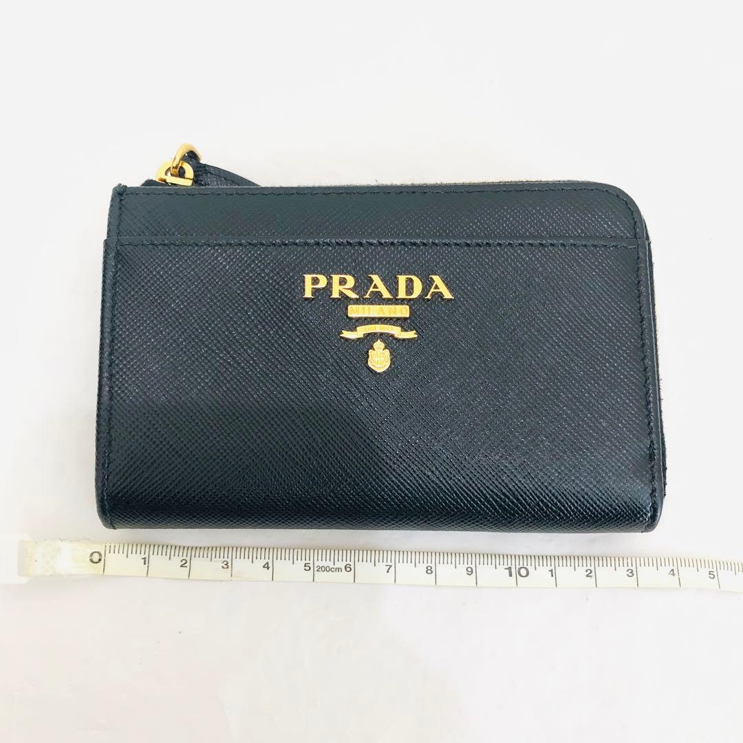 未使用に近い 極美品 PRADA プラダ サフィアーノ レザー ケース 黒