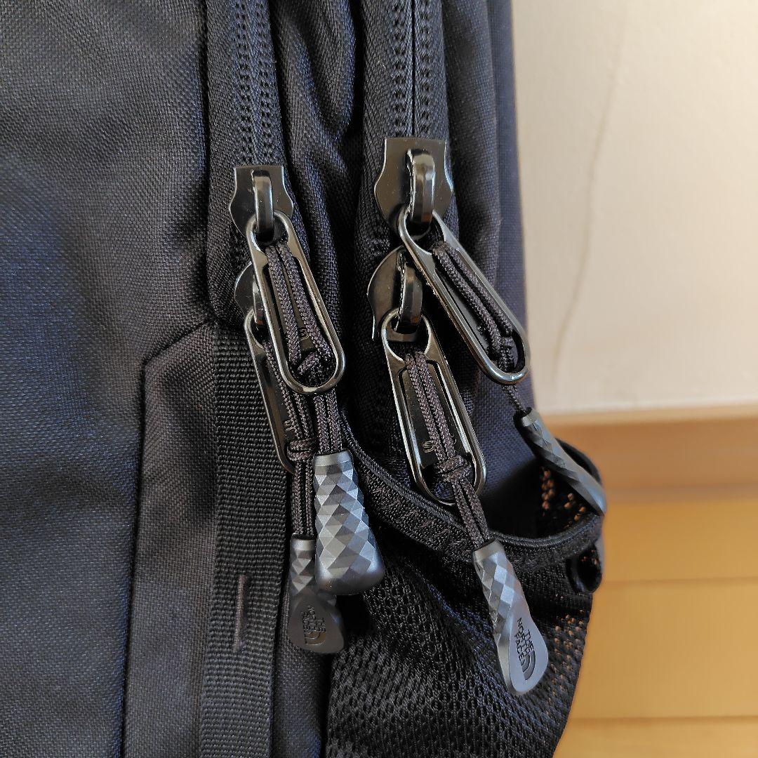 ノースフェイス リュック VAULT ブラック 通勤 通学 PC収納