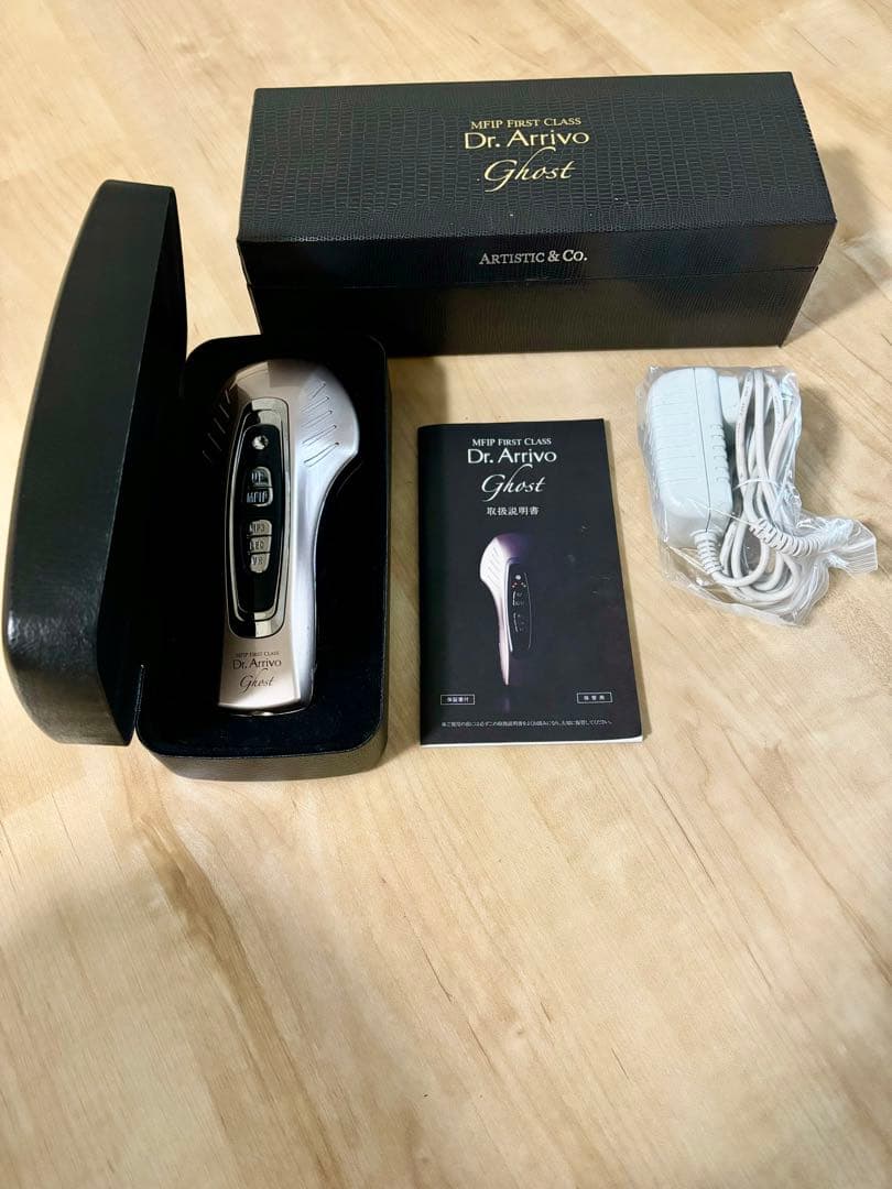 Dr. Arrivo Ghost 美顔器