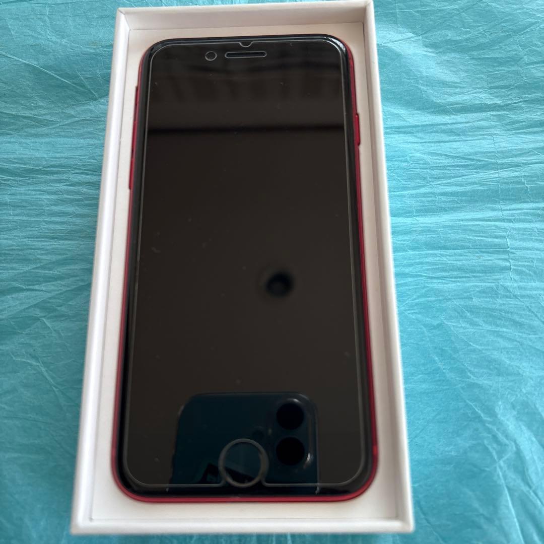 iPhone 8 本体　レッド　64GA