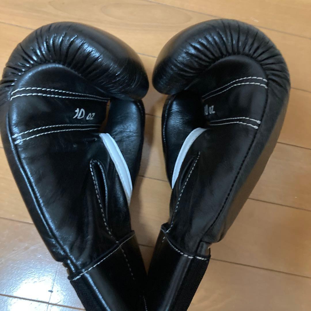 Winning ボクシンググローブ 10 oz ブラック