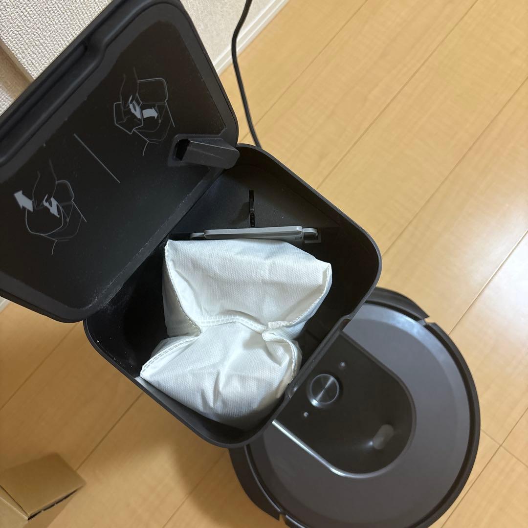 【値下げ】ルンバ iRobot Roomba i7+ロボット掃除機本体