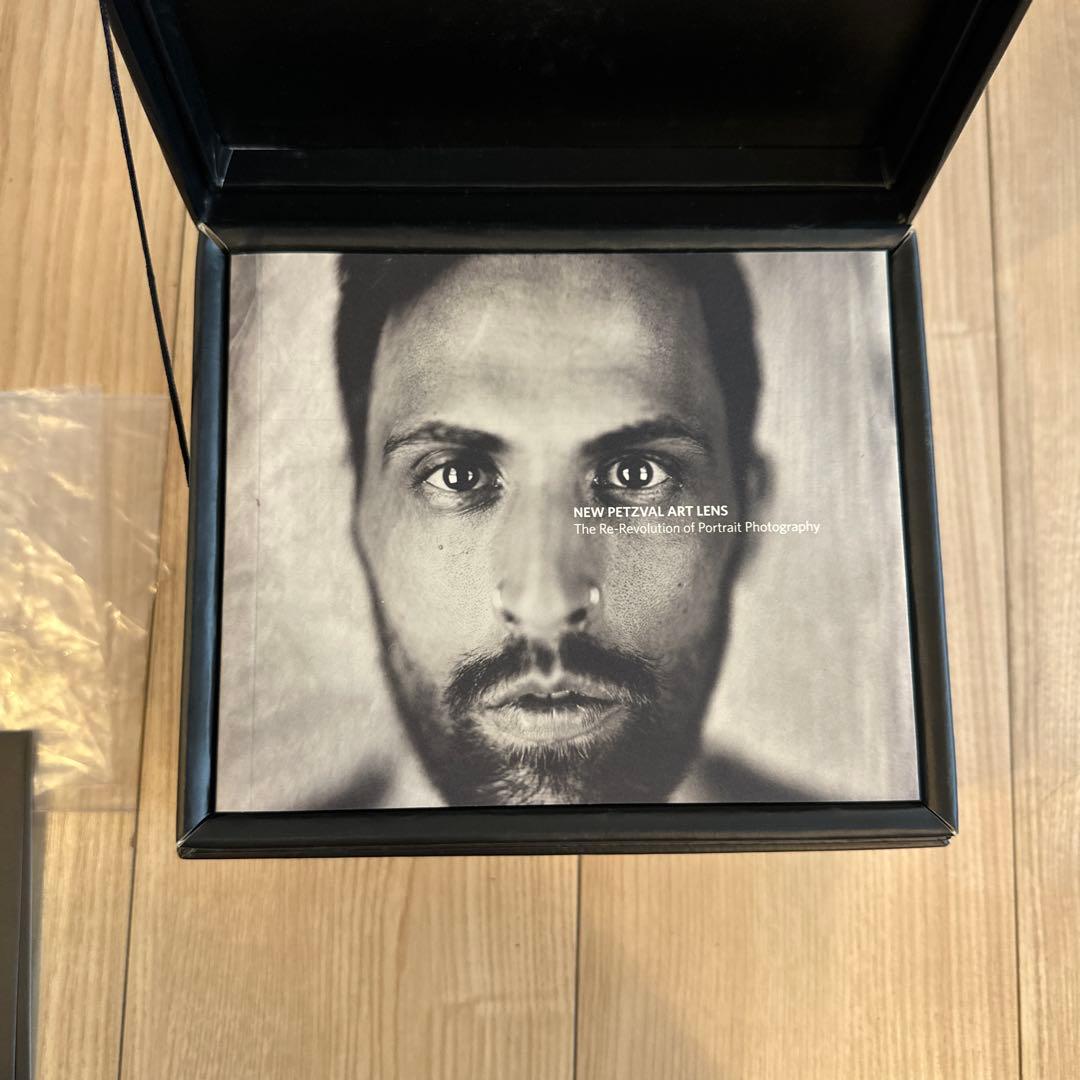 Lomography Petzval アートレンズ　Nikon F
