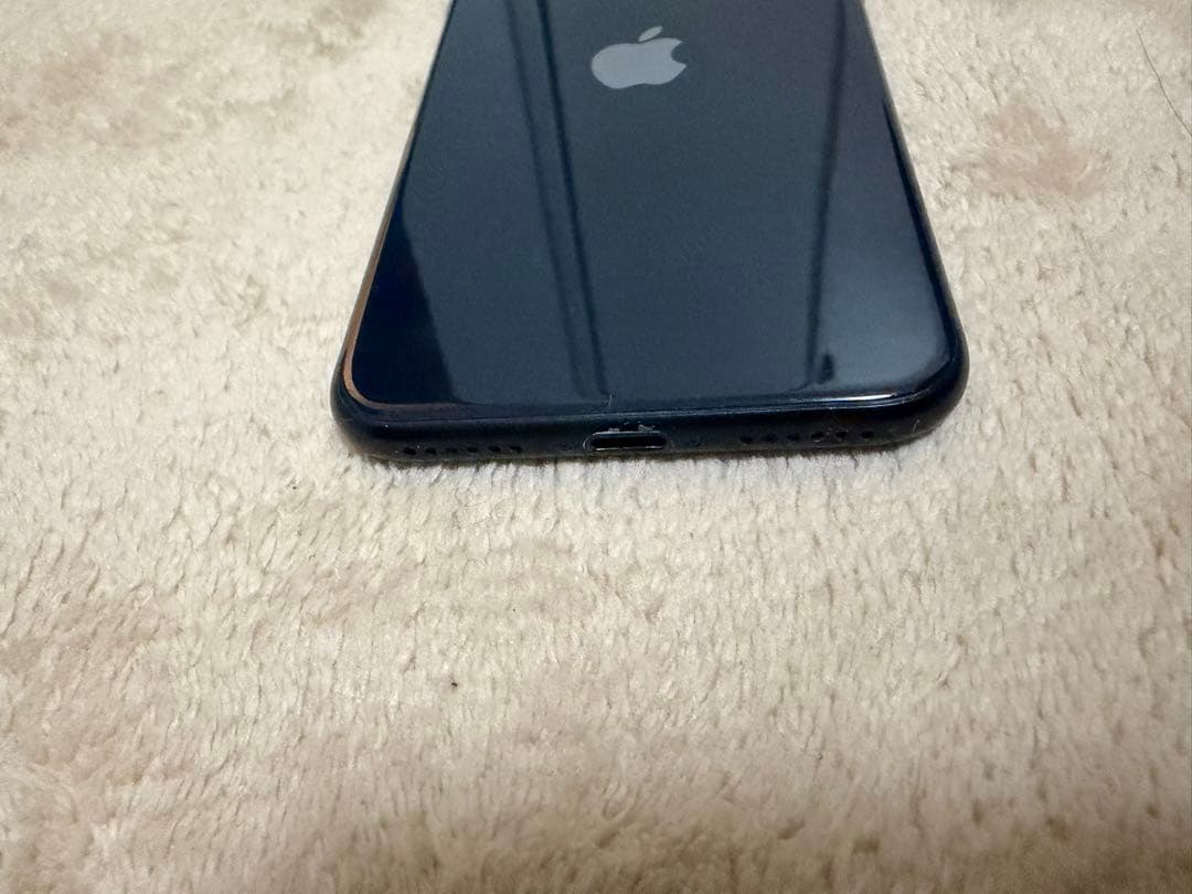 【第三世代】Apple iPhoneSE 64GB SIMフリー 本体のみ