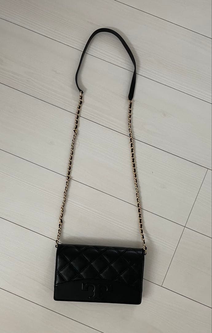 Tory Burch　トリーバーチ　クラッチバッグ 未使用品