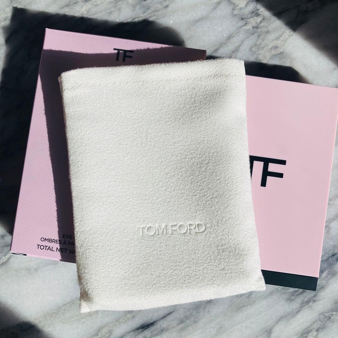【限定色】TOM FORD アイカラークォード フォビドゥン ピンク