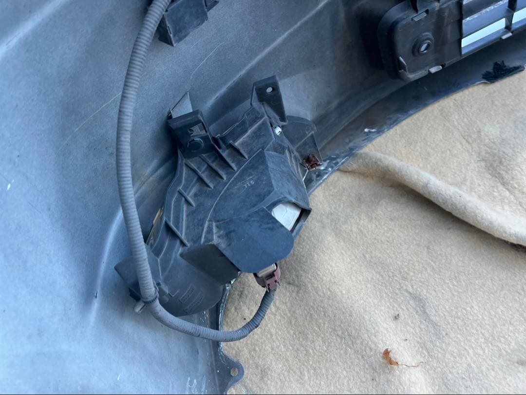 なまちゃん アルファードフロントバンパー