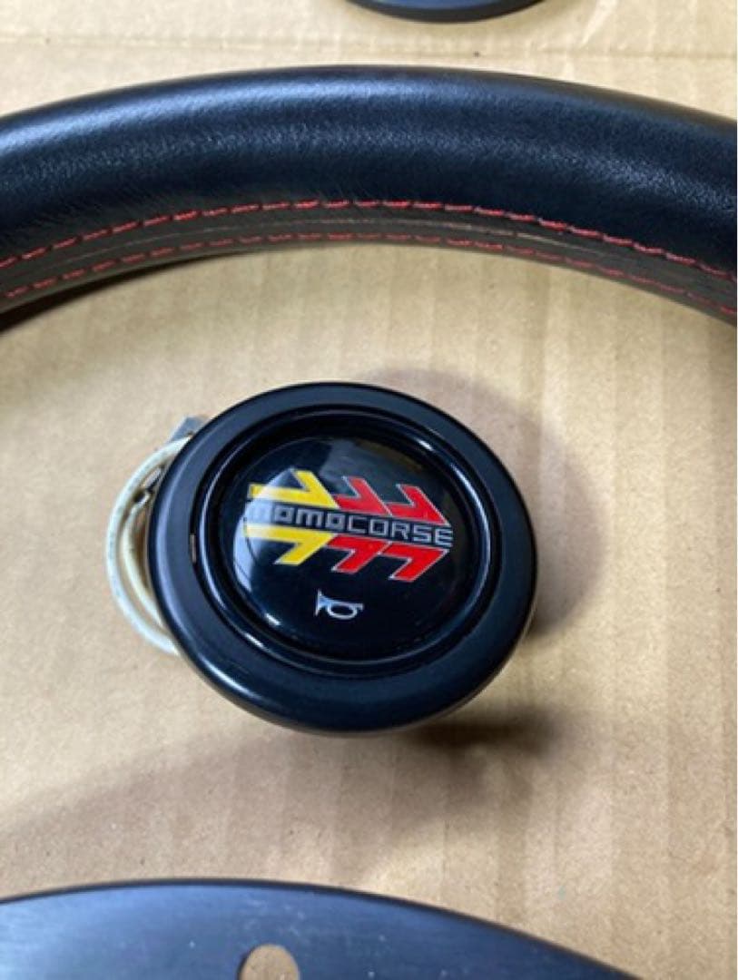 MOMO CORSE モモ コルセ