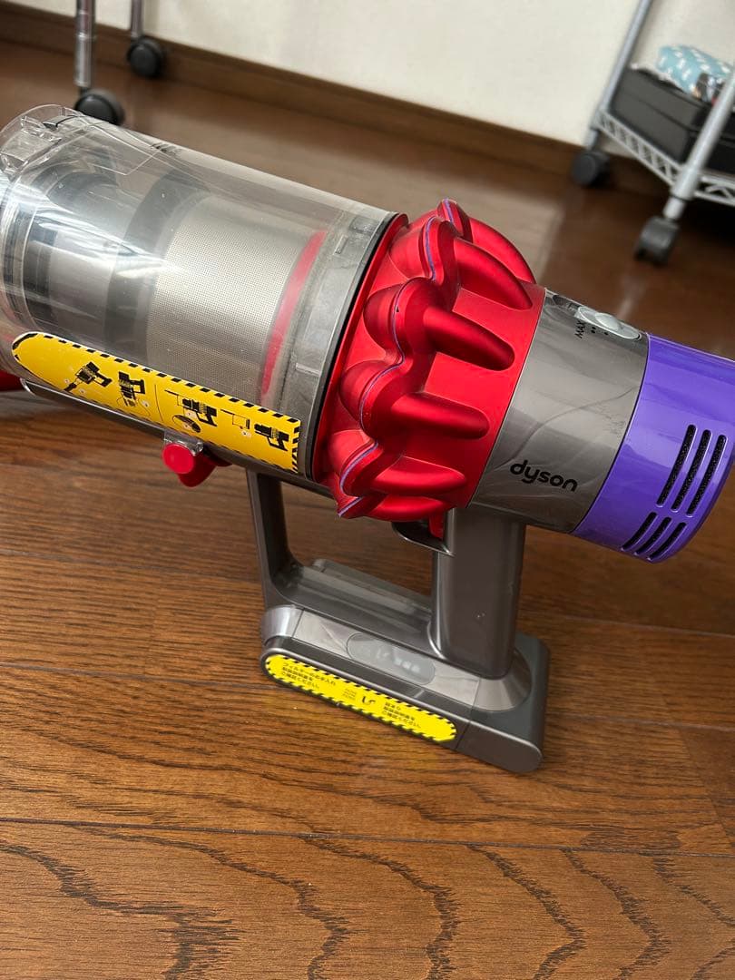 Dyson cyclone V10 fluffy+ 本体
