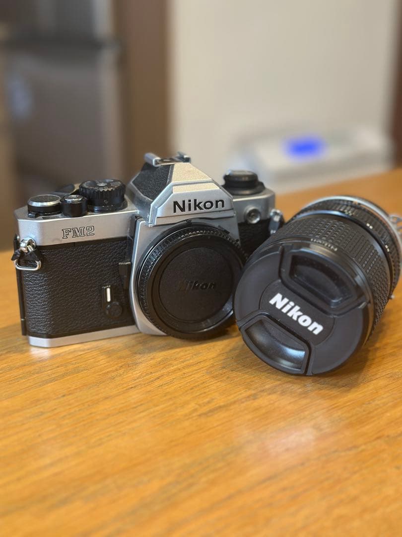 NikonFM2シルバー+Zoom-NIKKOR28-85mmセット