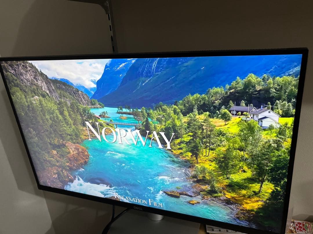 Dell S2722QC 27インチ 4K モニター (3年間無輝点交換保証,