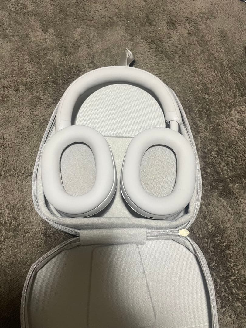 SONY WH-1000XM5 ヘッドフォン プラチナシルバー