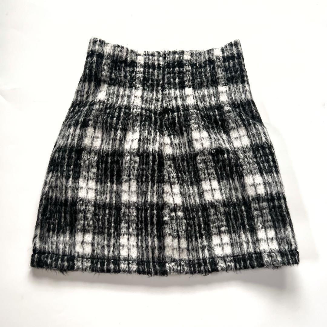 【完売】ディアンテ DIANTE スリットデザイン シャギー ミニスカート S