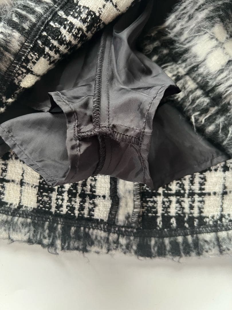 【完売】ディアンテ DIANTE スリットデザイン シャギー ミニスカート S