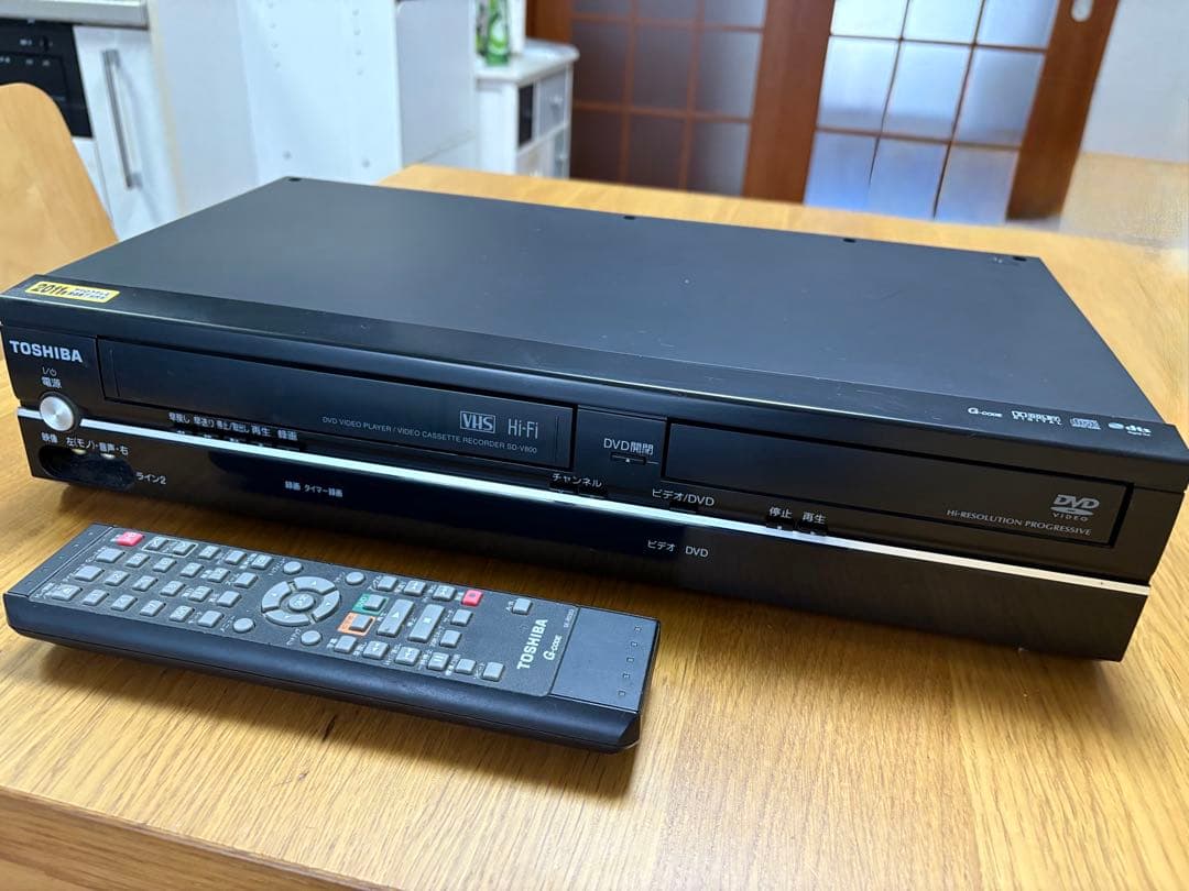 TOSHIBA SD-V800 カセットテープVHS/DVDプレーヤー