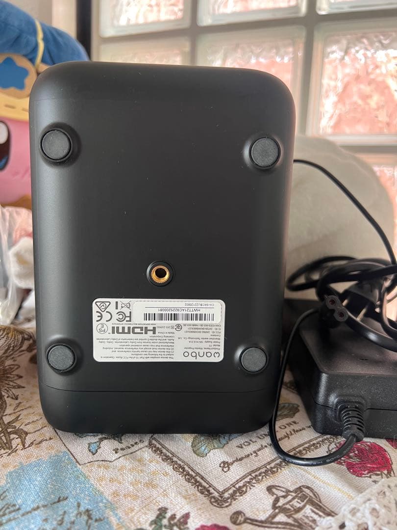 Wanbo TT プロジェクター本体