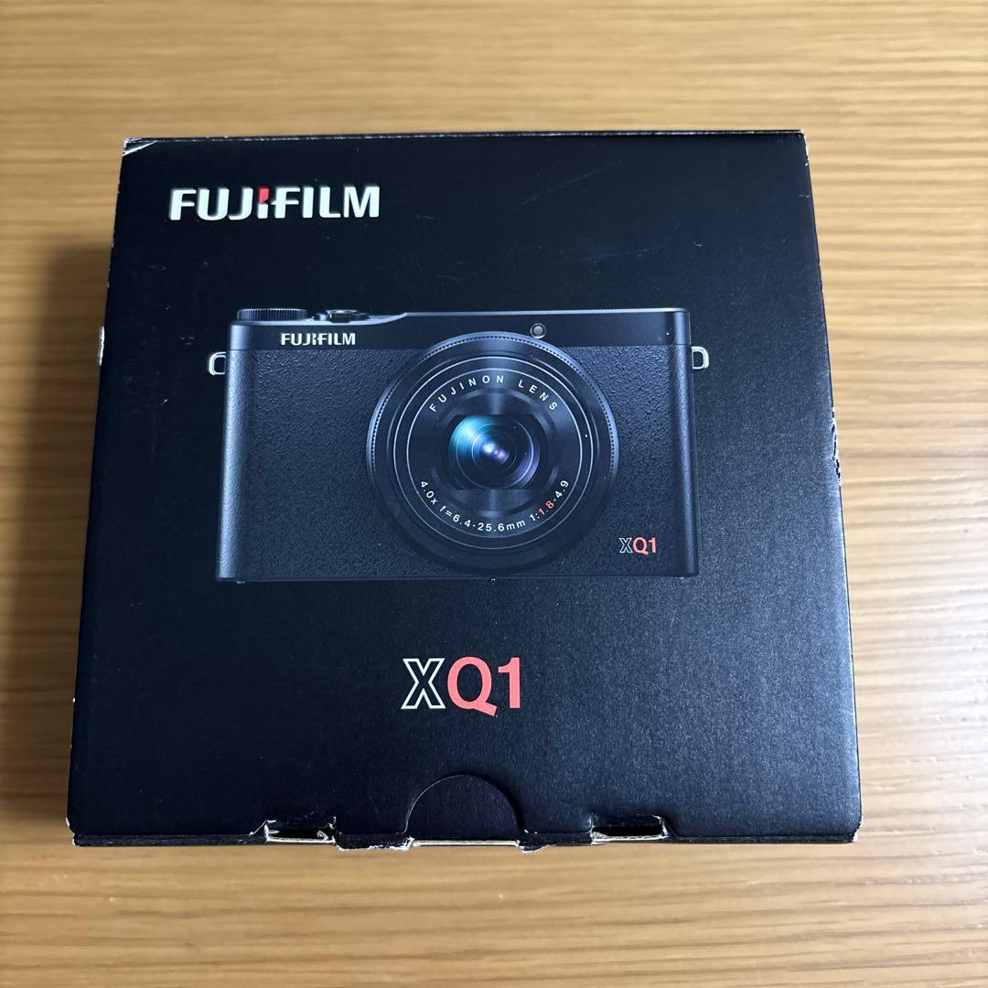 FUJIFILM （富士フイルム）XQ1 デジタルカメラ ブラック