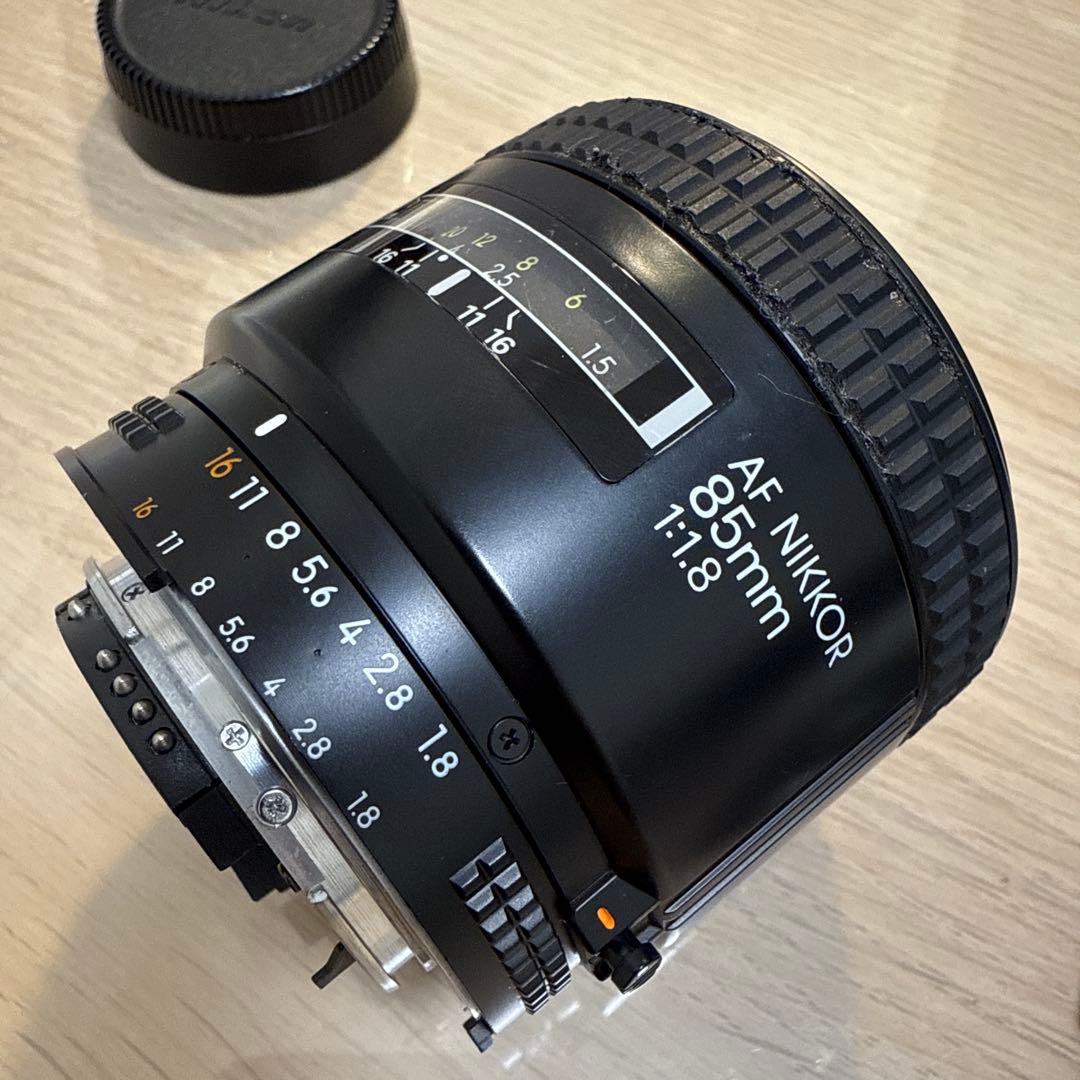 NIKON ニコン AF NIKKOR 85mm F1.8