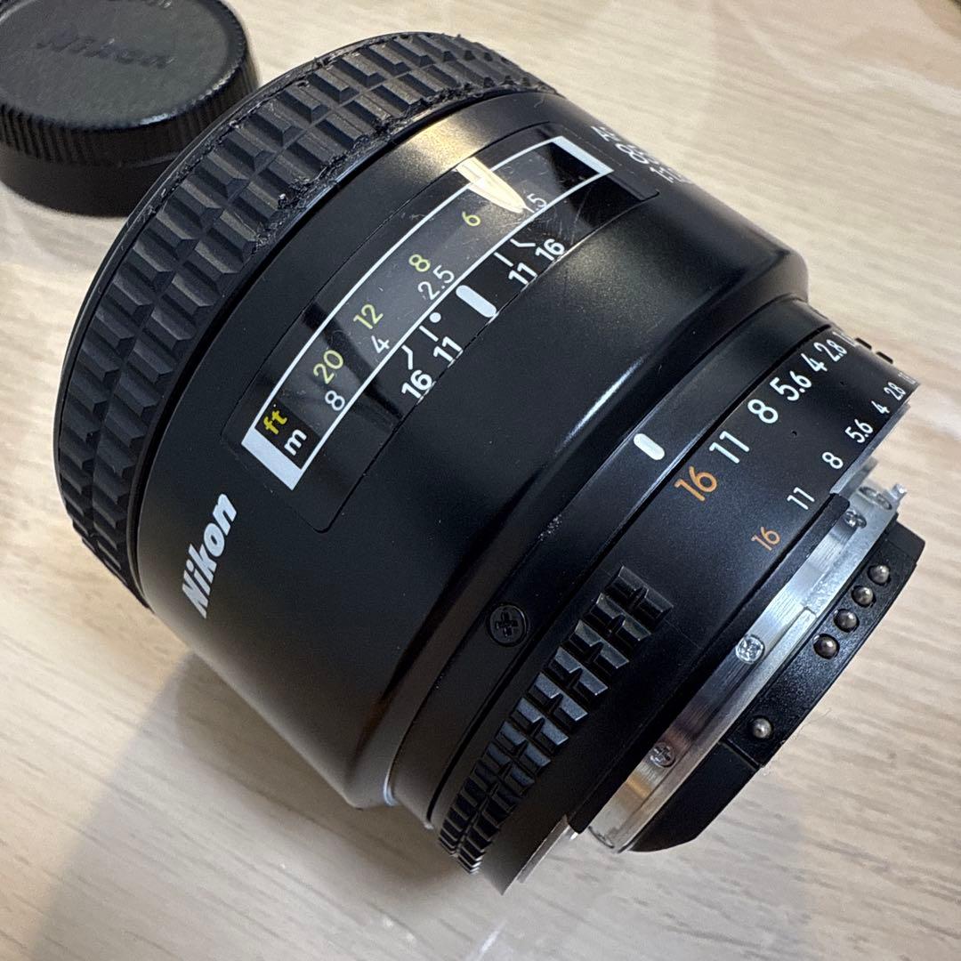 NIKON ニコン AF NIKKOR 85mm F1.8