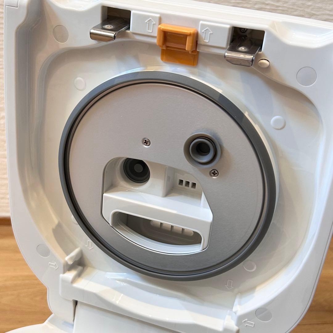 ignis　23年製 象印 極め炊き5.5合 圧力IH炊飯ジャー