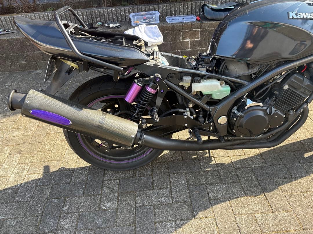 ASAHINAレーシングマフラー。サイレンサー付き。 フルエキゾースト