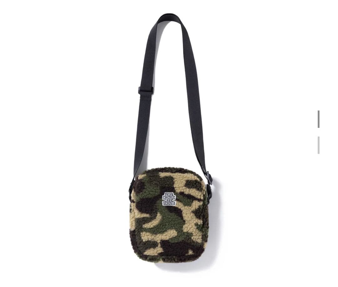 財布・ケース・小物入れ OG LABEL BOA SHOULDER POUCH CAMO