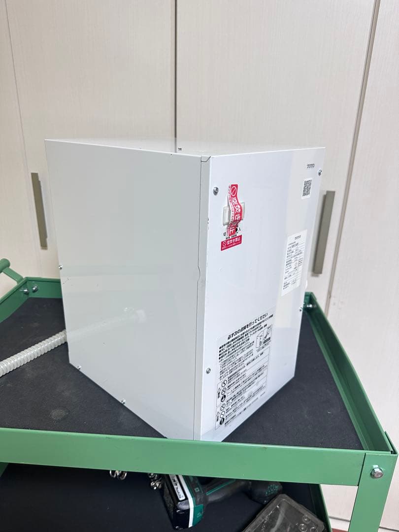 TOTO 小型電気温水器RESK12A2R