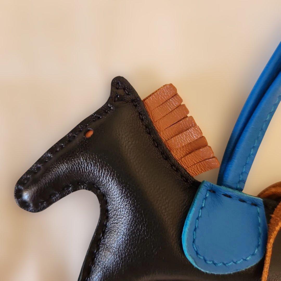 HERMES エルメス ロデオチャーム ペガサス 美品　ブラック×ブルー