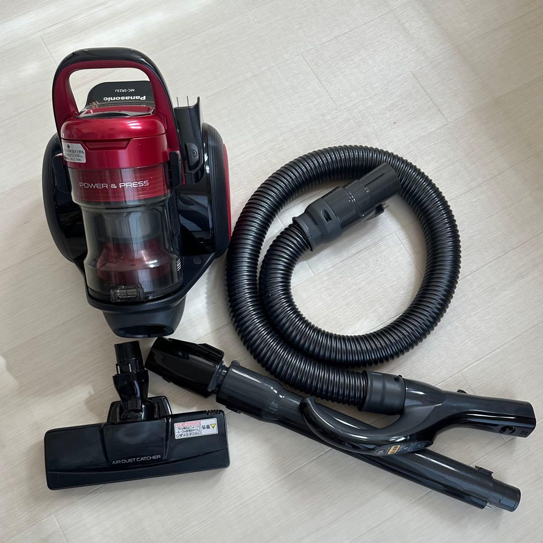 《美品》パナソニック サイクロン式掃除機 レッドブラック MC-SR23J-R