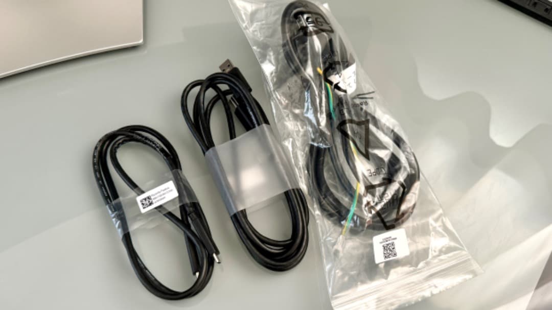 Dell 湾曲モニター 34インチ S3423DWC