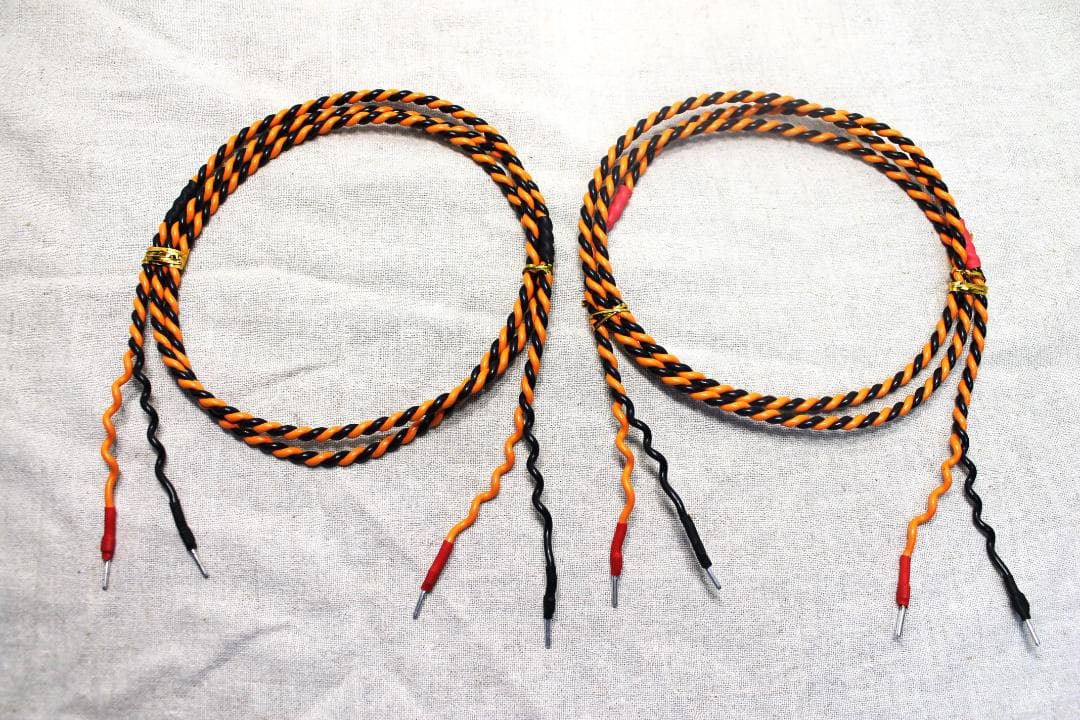 たこやき　BELDENベルデン9497 2ｍ×4本　新品ピンプラグ